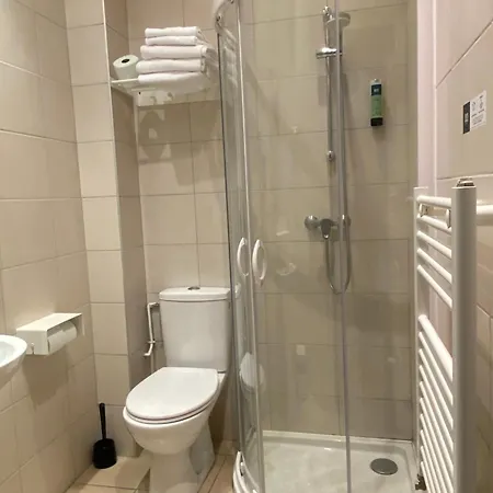 Logis - Le Petit Bellon سونلي