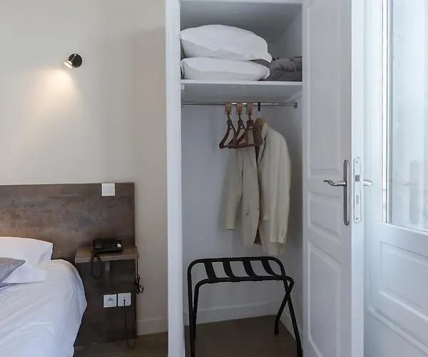 Logis - Le Petit Bellon Hotel