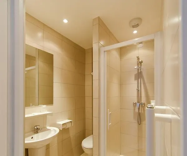 Logis - Le Petit Bellon Hotel