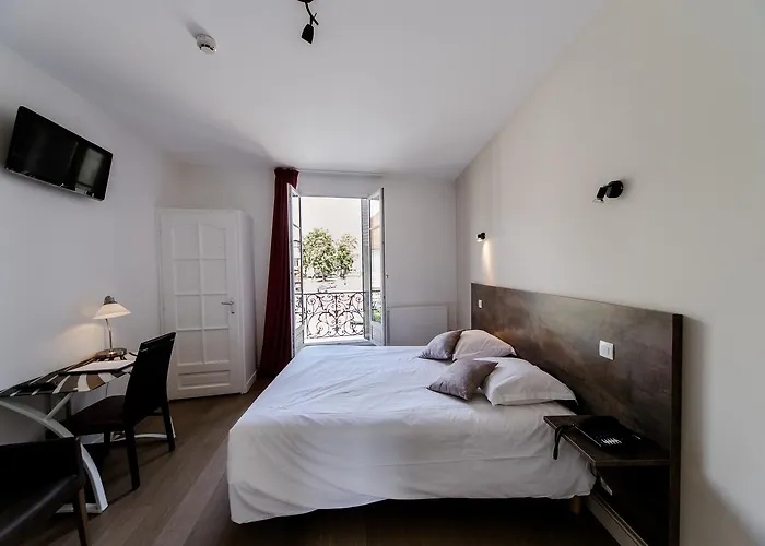 Logis - Le Petit Bellon Senlis (Oise)